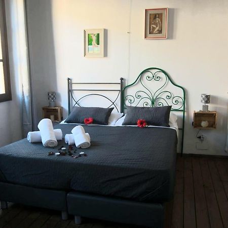 Little Luxury Apartment In San Lorenzo Florenţa Exterior foto